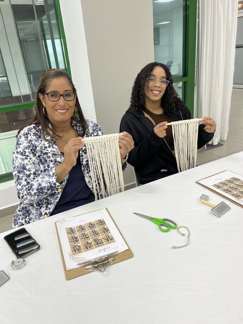 Taller de Macramé 44